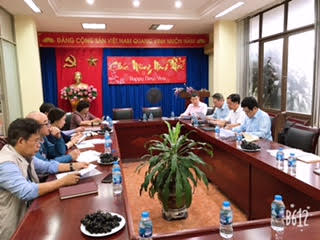 Chủ tịch Tổng hội Xây dựng Việt Nam  với Hội Cảng đường thủy và Thềm lục địa Việt Nam 